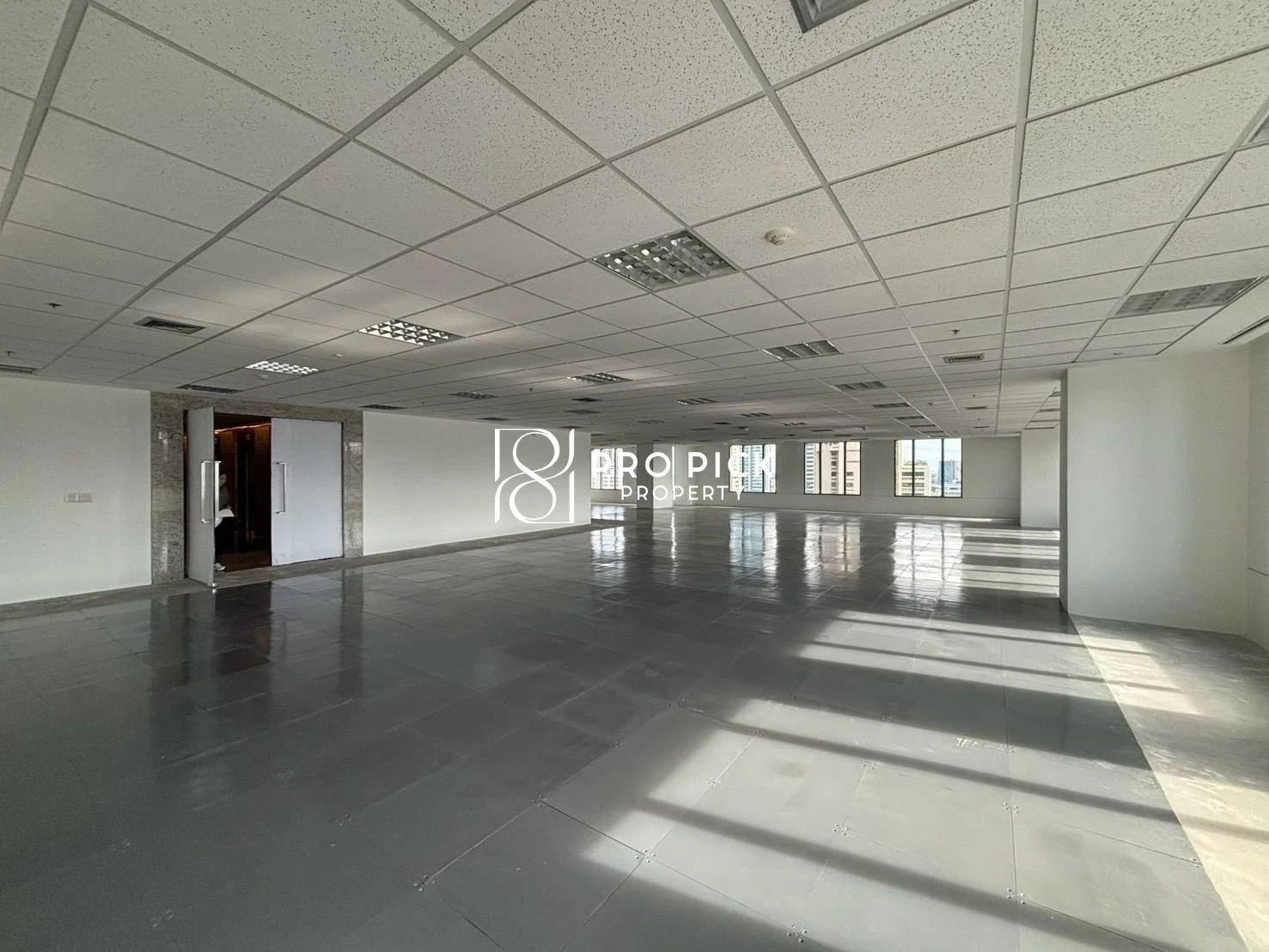 For Rent Office 317.65 Sq.m BTS Asok Sukhumvit Khlong Toei Bangkok PP-00623 photo 4