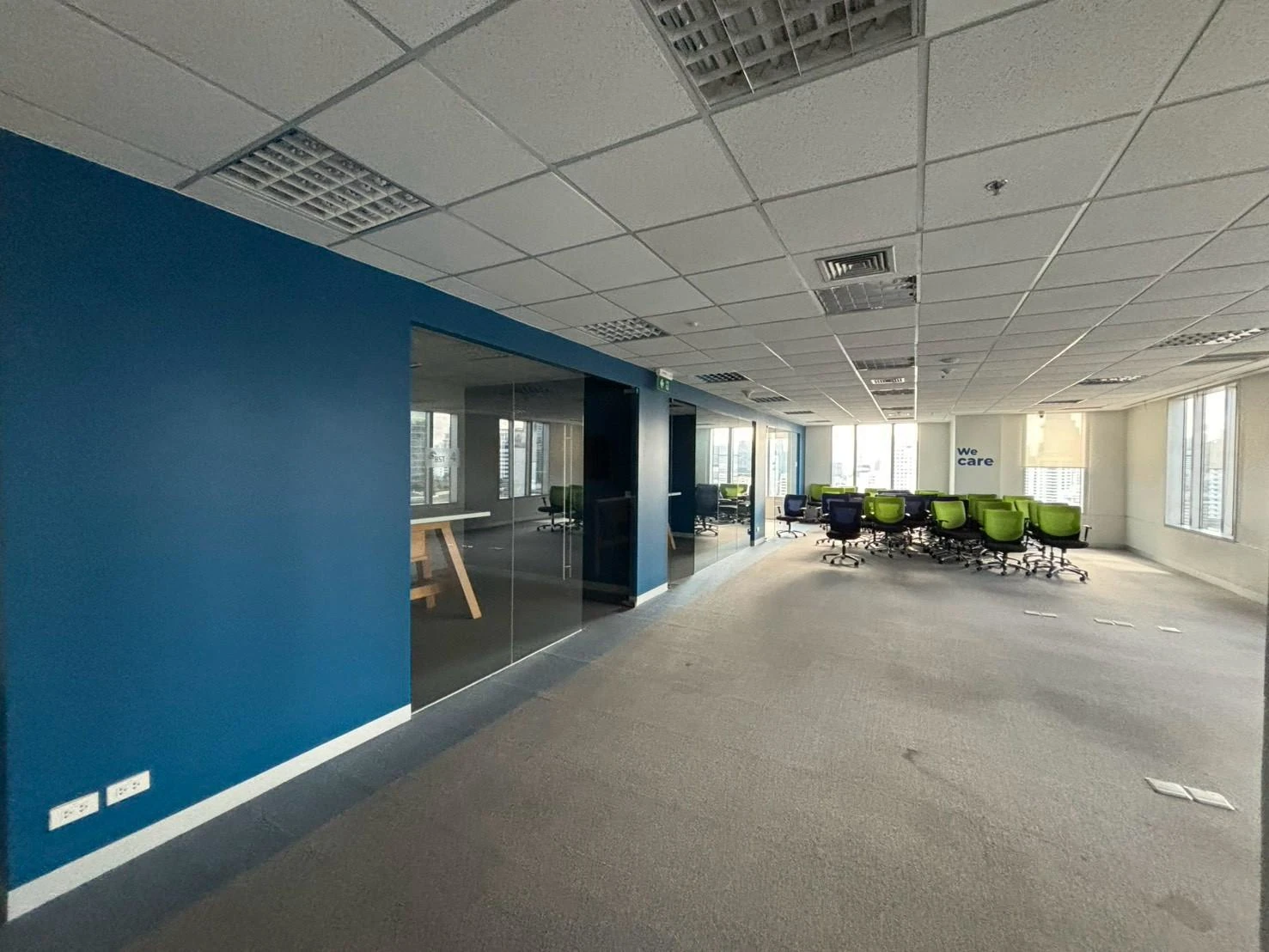 For Rent Office 492.64 Sq.m. BTS Asok Sukhumvit Khlong Toei