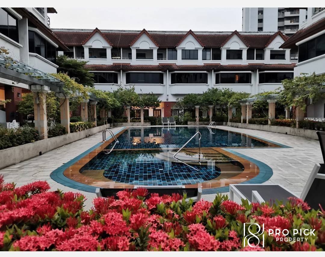 For Rent Town Home Lotus Point Sukhumvit BTS Ekamai
