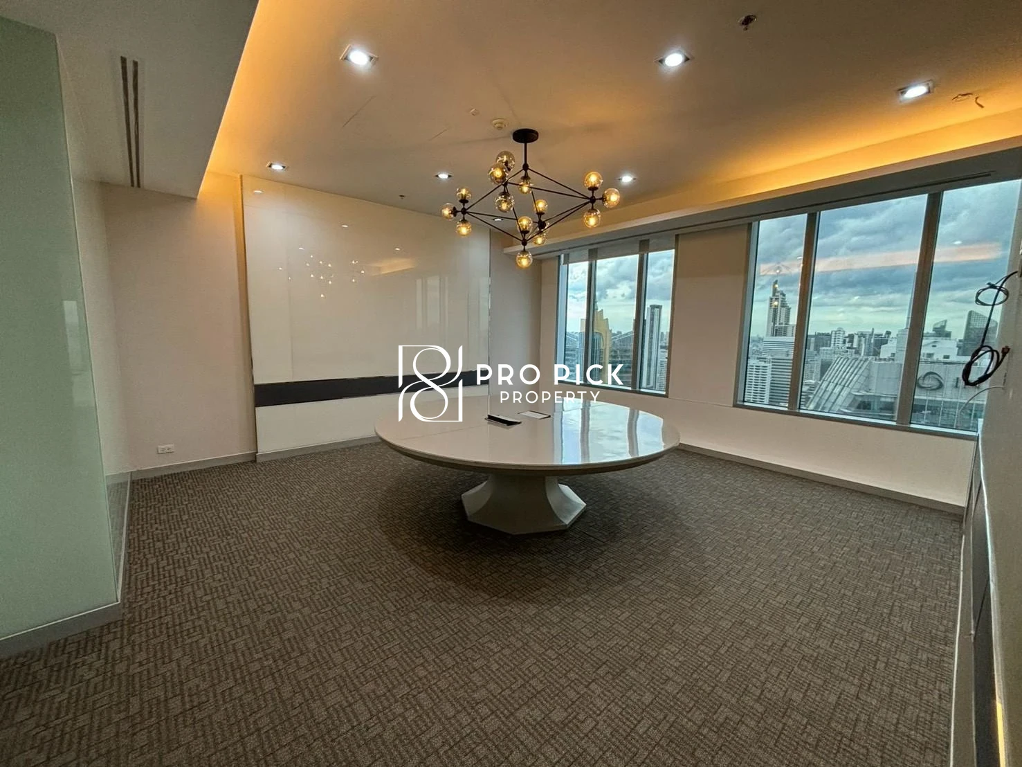 For Rent Offce 149.58 Sq.m. BTS Asok Sukhumvit Khlong Toei Bangkok PP-00634 photo 2