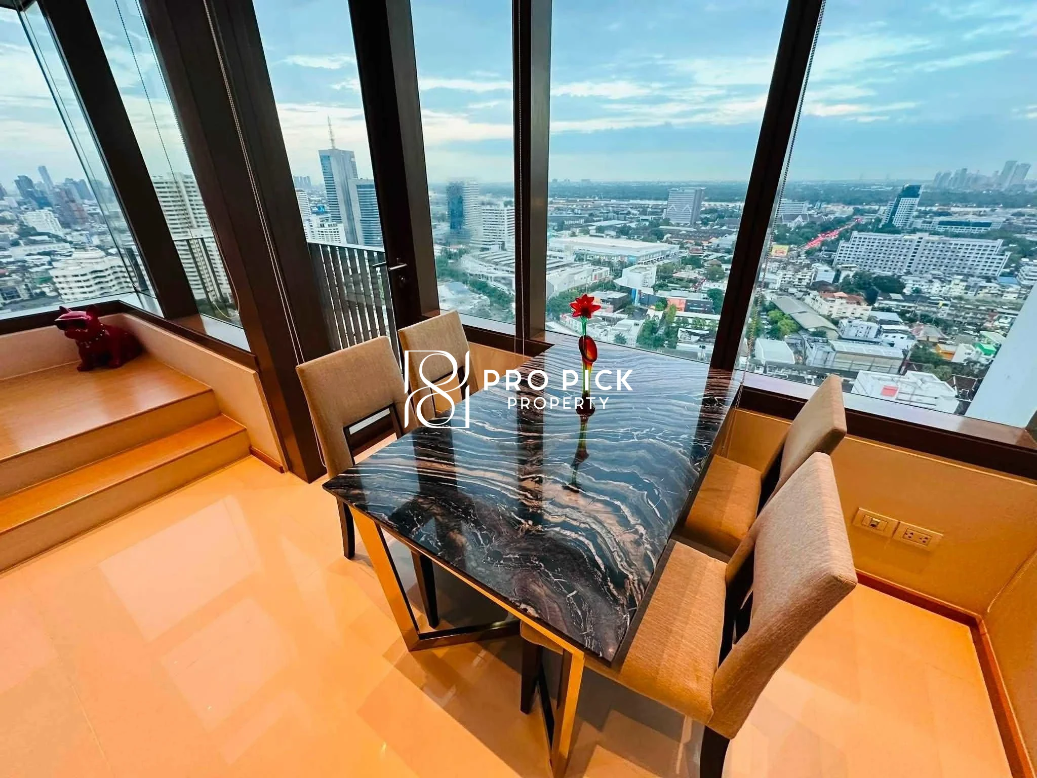For Rent Condo The Emporio Place Sukhumvit 24 1 Bed 2 Bath BTS Phrom Phong Sukhumvit Klong Toei Bangkok PP-00640 more photos