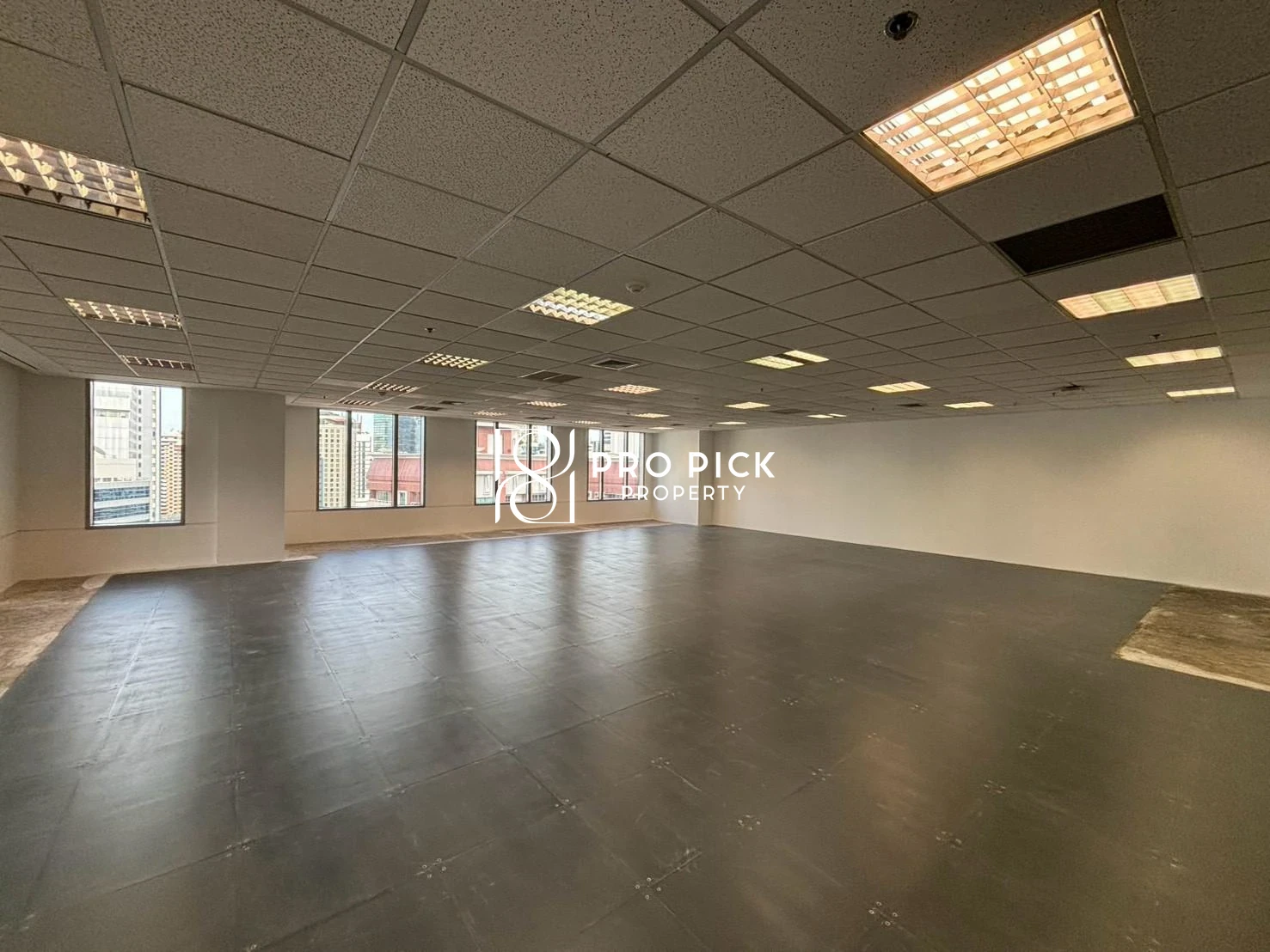 For Rent Office 219.49 Sq.m. BTS Asok Sukhumvit Khlong Toei Bangkok PP-00643 photo 3