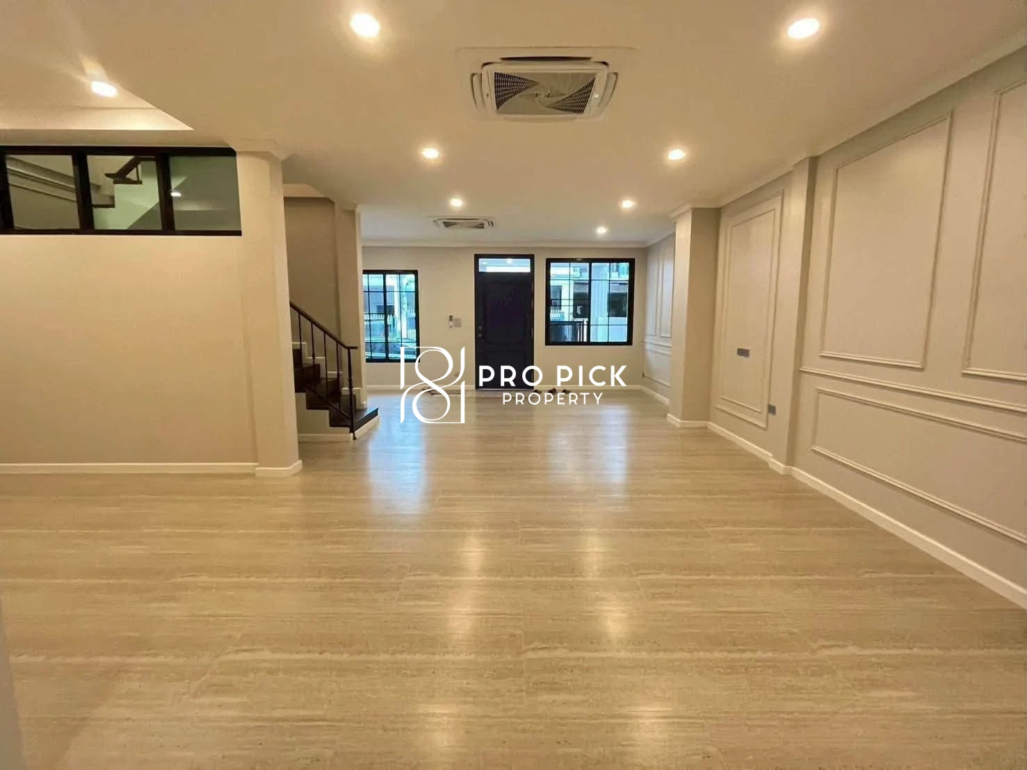 For Rent Townhouse 3 Beds 3 Baths BTS Onnut Sukhumvit Khlong Toei Bangkok PP-00645 photo 2