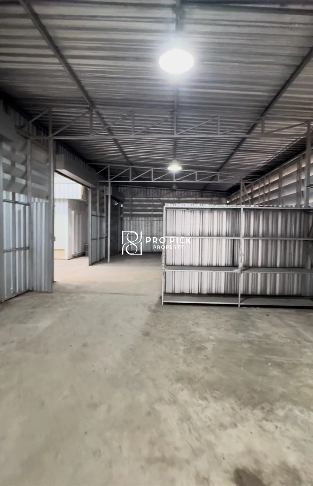 For Rent Warehouse 619 Sq.m. BTS Punnawithi Sukhumvit Phra Khanong Bangkok PP-00649 photo 3