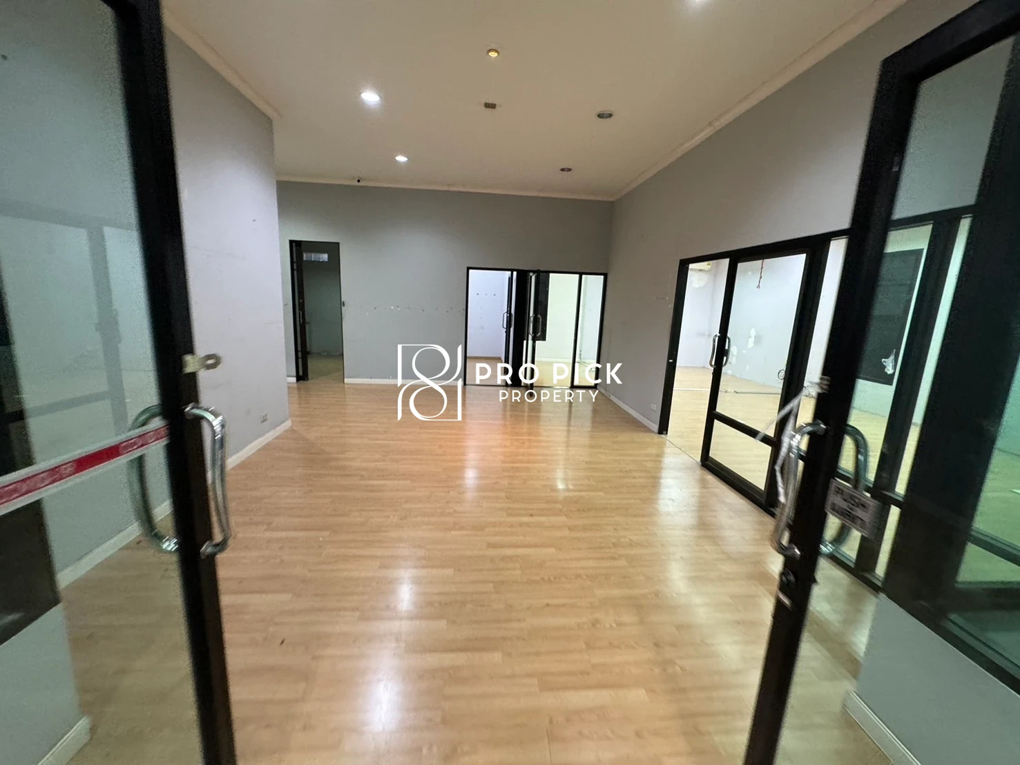 For Rent Warehouse 619 Sq.m. BTS Punnawithi Sukhumvit Phra Khanong Bangkok PP-00649 photo 4