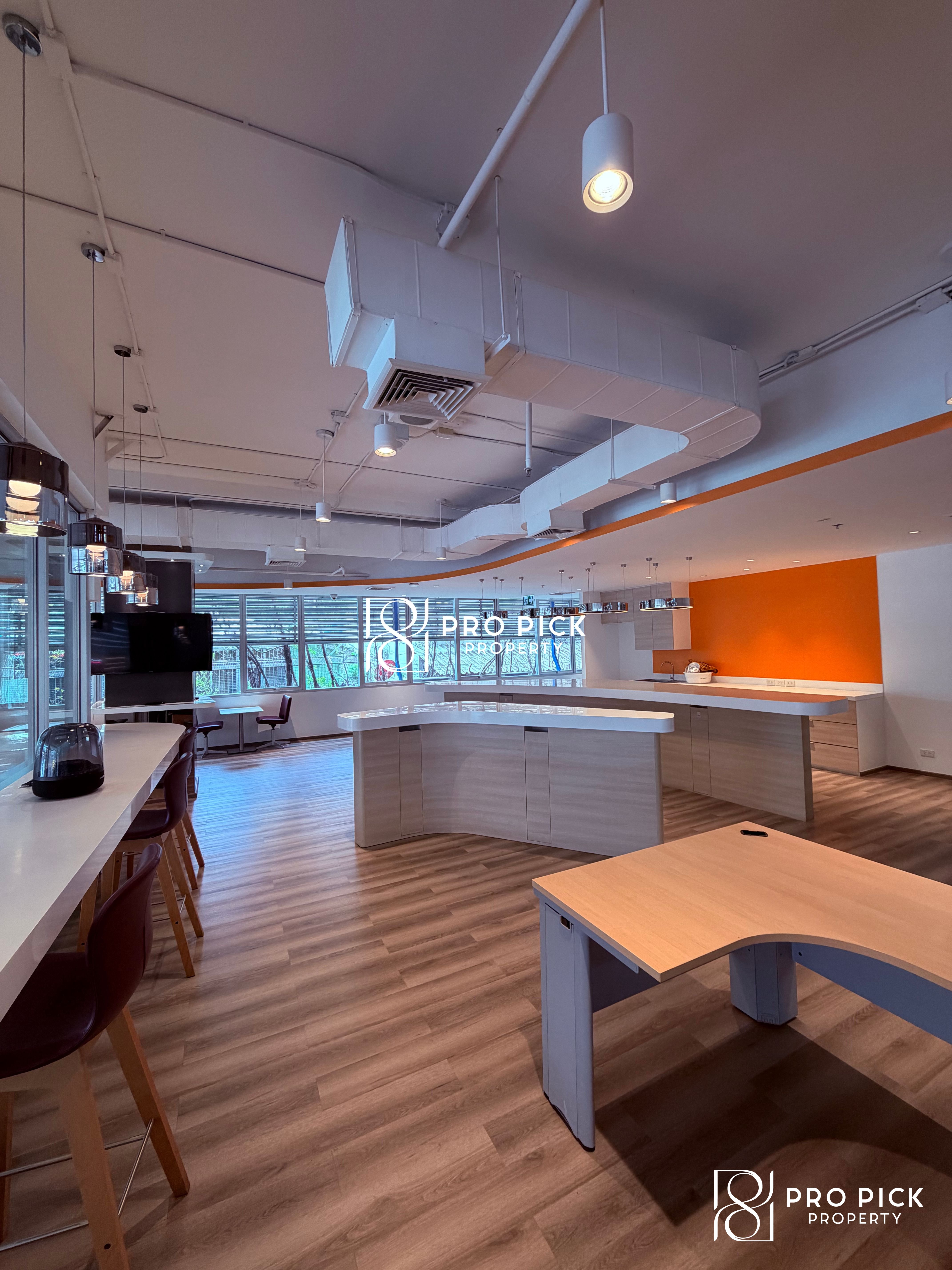 For Rent Retail Space Office BTS Saint Louis Sathon Bangkok PP-00066 photo 2
