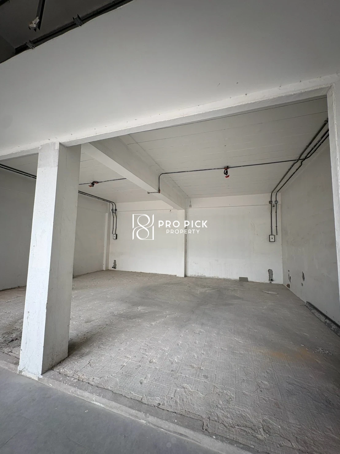 For Rent Retail Space 24 sq.m. BTS Ekkamai Sukhumvit Watthana