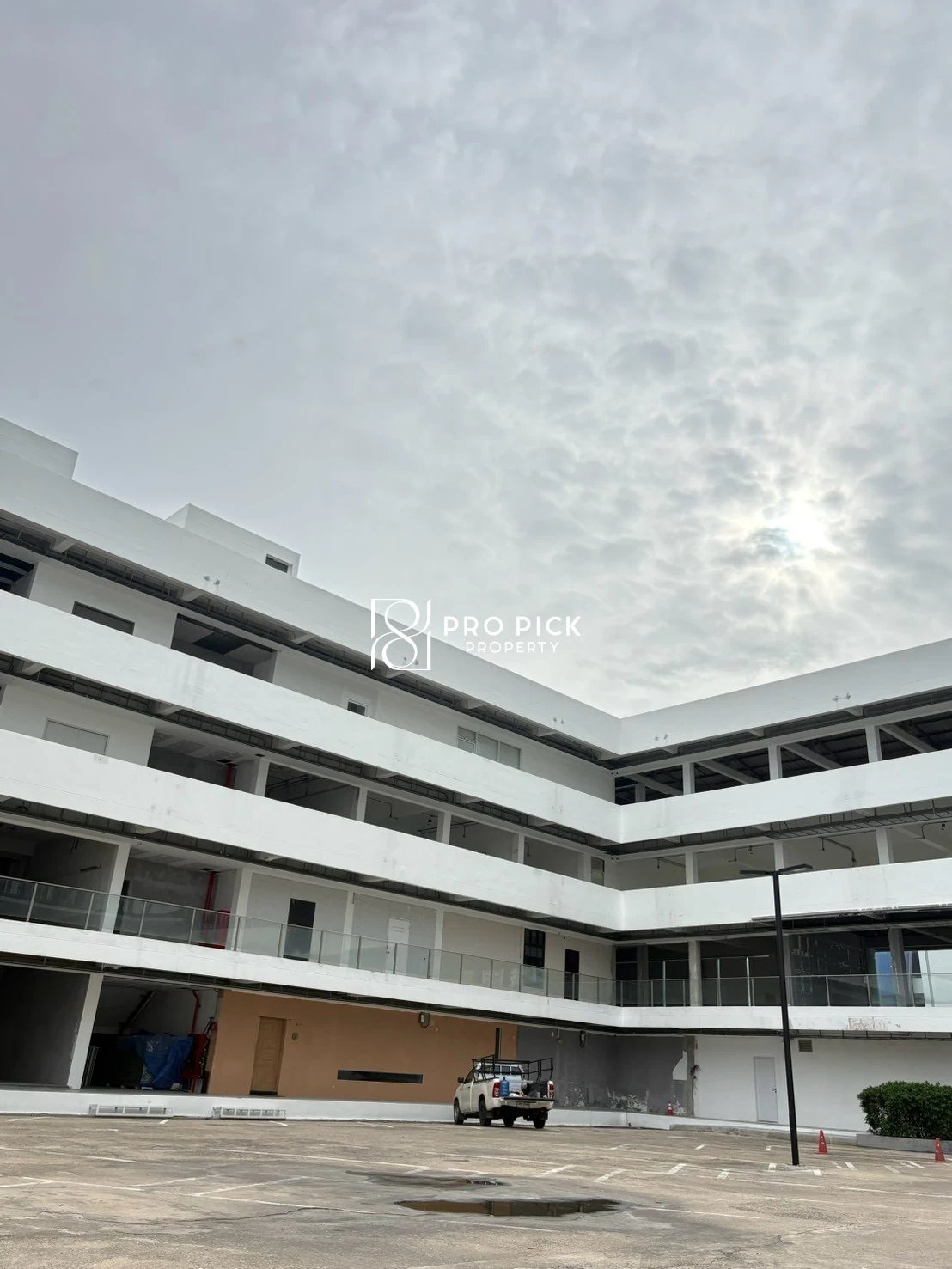 For Rent Retail Space 24 sq.m. BTS Ekkamai Sukhumvit Watthana Bangkok PP-00697 photo 4