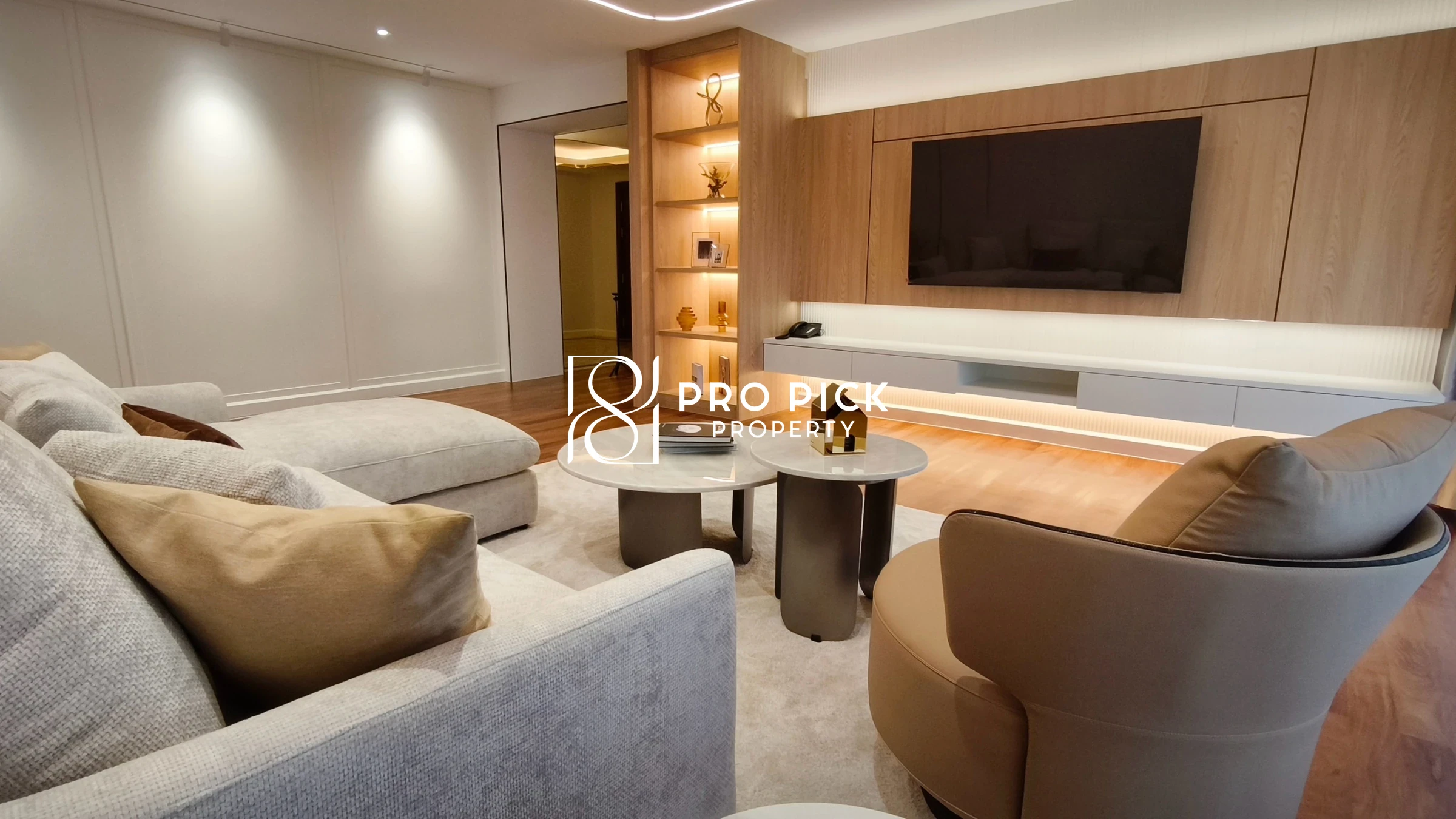 For Rent Mayfair Garden Apartment 4 Bed 3 Bath BTS Asok Sukhumvit Khlong Toei Bangkok  PP-00710 photo 3