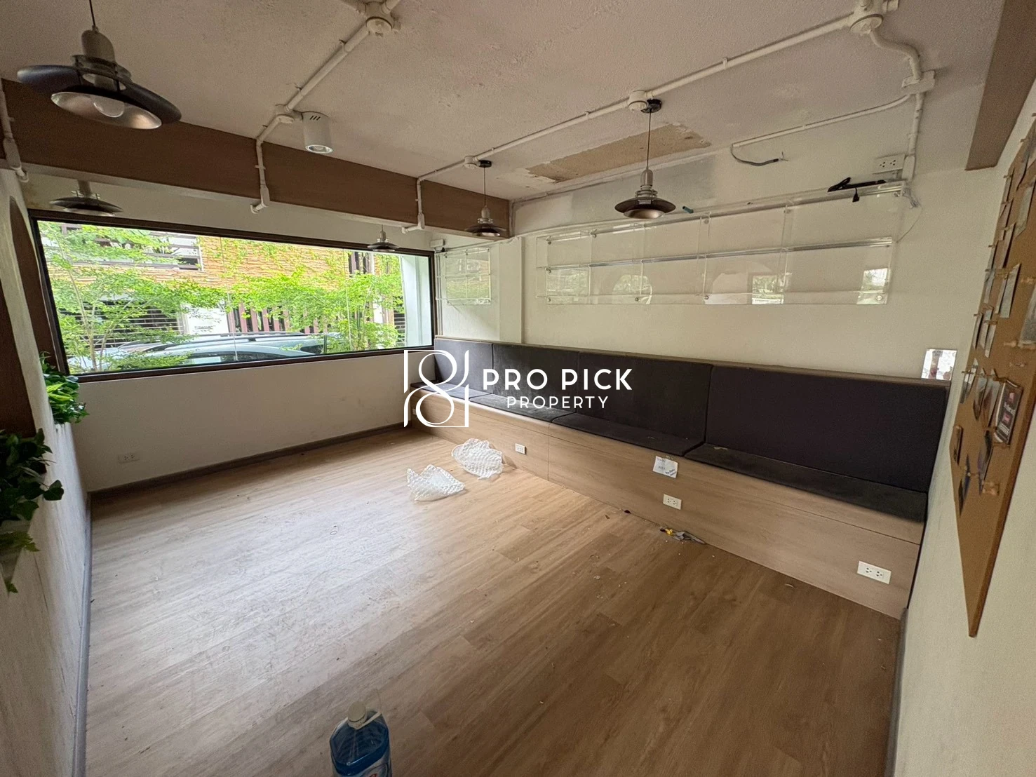 For Rent/Sale Shophouse 250 sq.m. BTS Ekkamai Sukhumvit Watthana Bangkok PP-00718 photo 2
