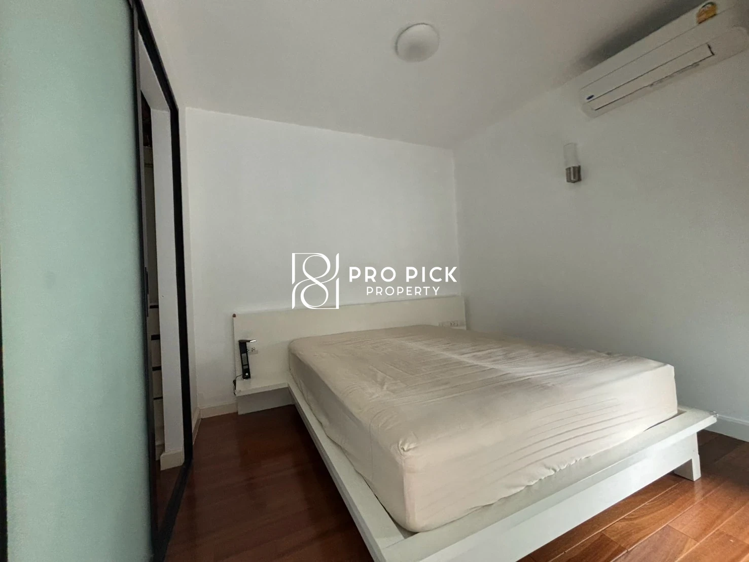 For Rent Condo Le Cote Sukhumvit 14 1 Bed 1 Bath BTS Asoke Sukhumvit Khlong Toei Bangkok PP-00735 more photos