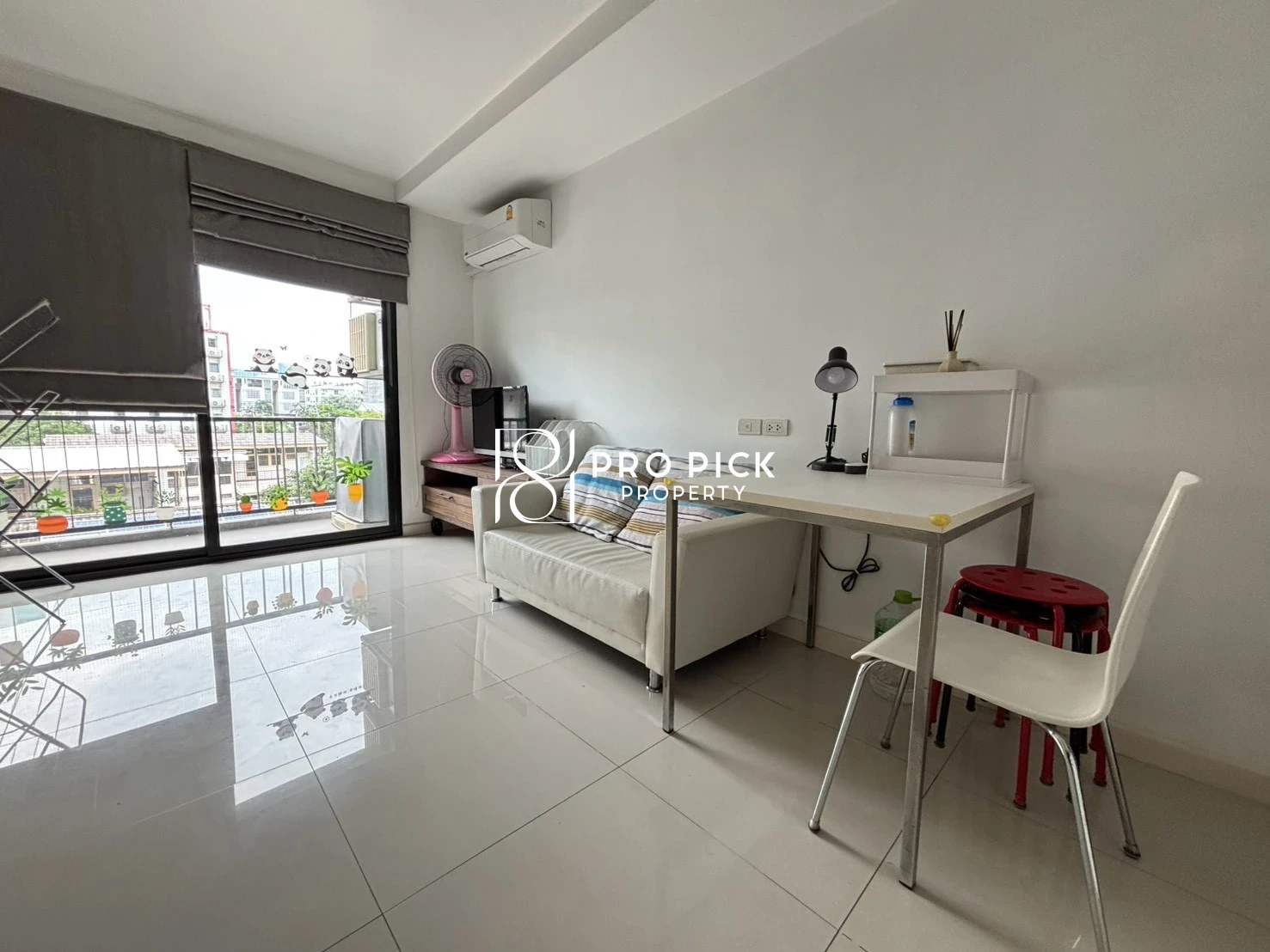 For Rent Condo Le Cote Sukhumvit 14 1 Bed 1 Bath BTS Asoke