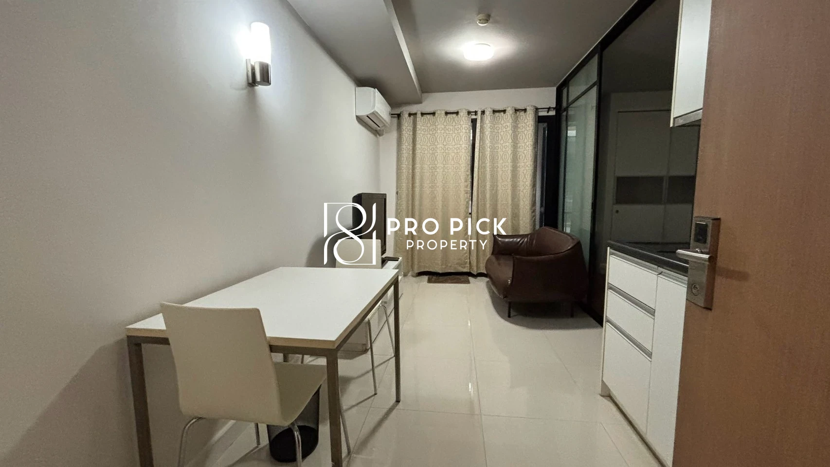 For Rent Condo Le Cote Sukhumvit 14 1 Bed 1 Bath BTS Asoke