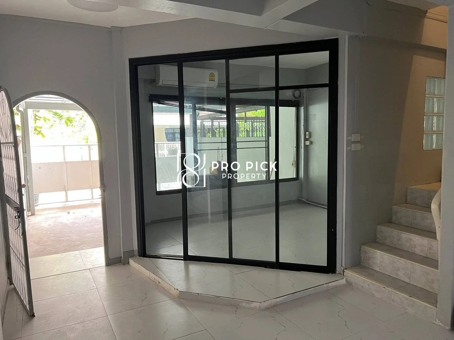 For Rent Townhouse BTS Ekkamai Sukhumvit Watthana Bangkok