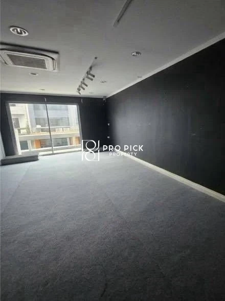 For Rent Shophouse 3-storey BTS Ekkamai Sukhumvit Watthana Bangkok PP-00741 more photos
