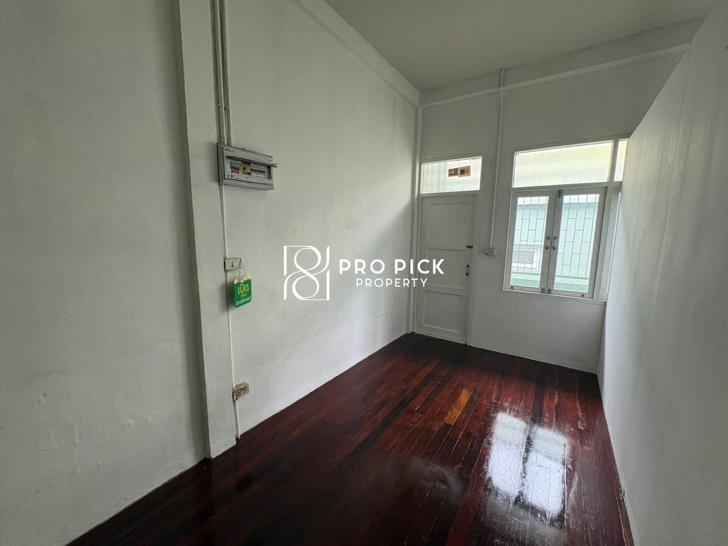 For Rent Shophouse 2-storey BTS Thong Lor Sukhumvit Rama 4 Khlong Toei Bangkok PP-00749 more photos
