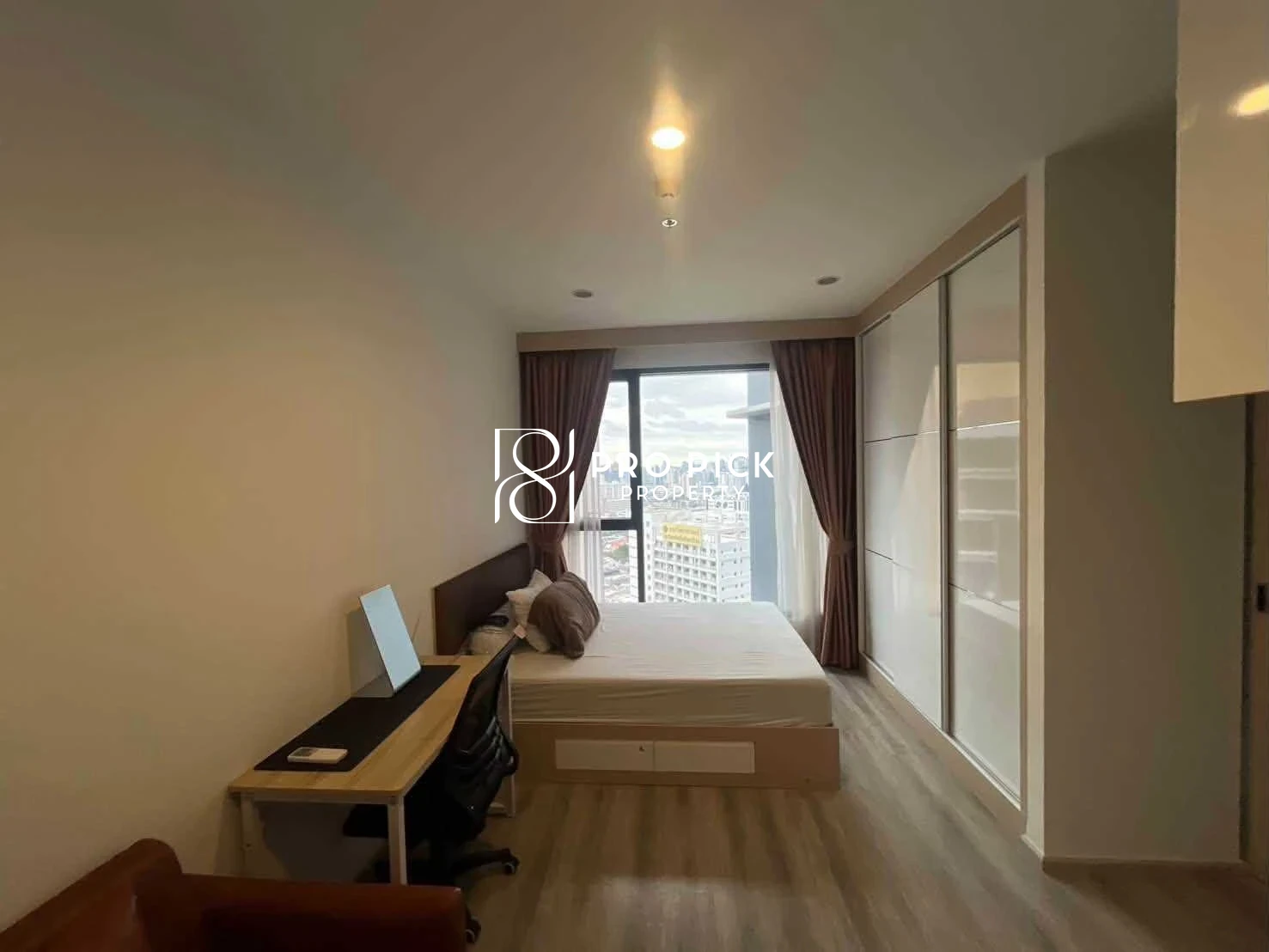 For Rent Condo Ideo Mobi Asok 1 Bed 1 Bath MRT Phetchaburi