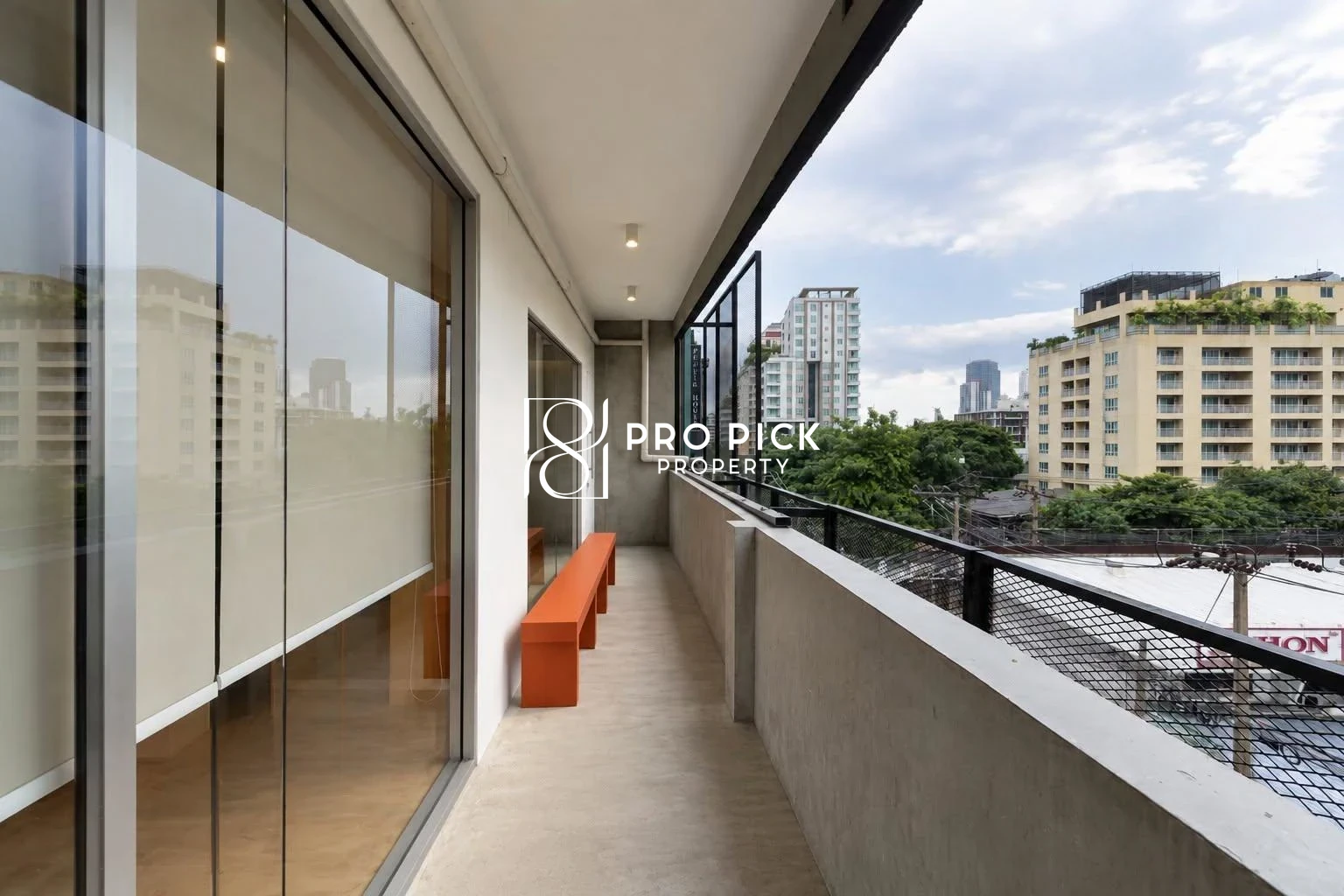 For Rent Office/Retail space 135 sq.m. BTS Phrom Phong Sukhumvit Watthana Bangkok PP-00756 photo 4