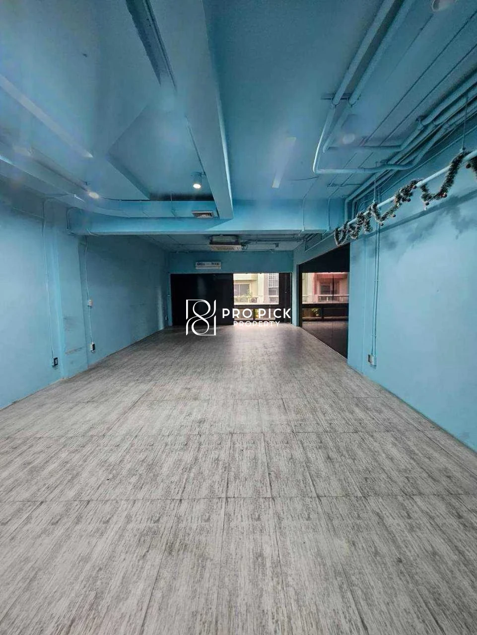 For Rent Retail Space 3-story BTS Ekkamai Sukhumvit Watthana Bangkok PP-00757 more photos