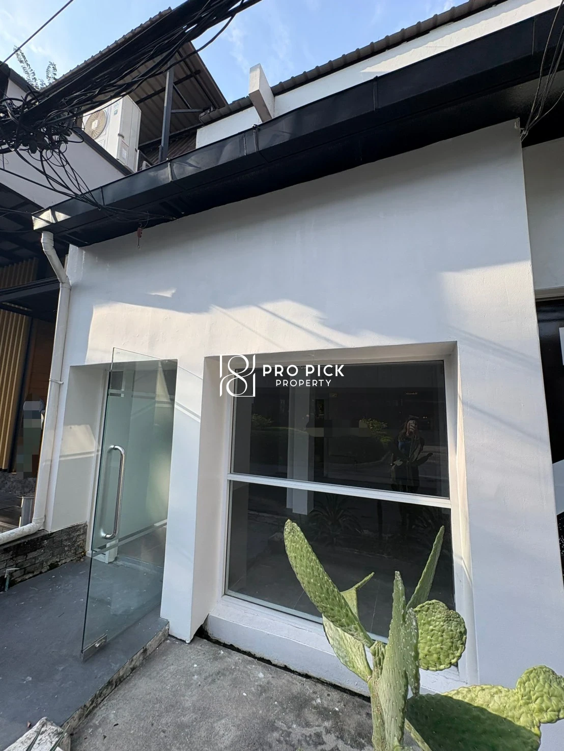 For Rent Retail Space 23 sq.m. near BTS Thong Lo Sukhumvit