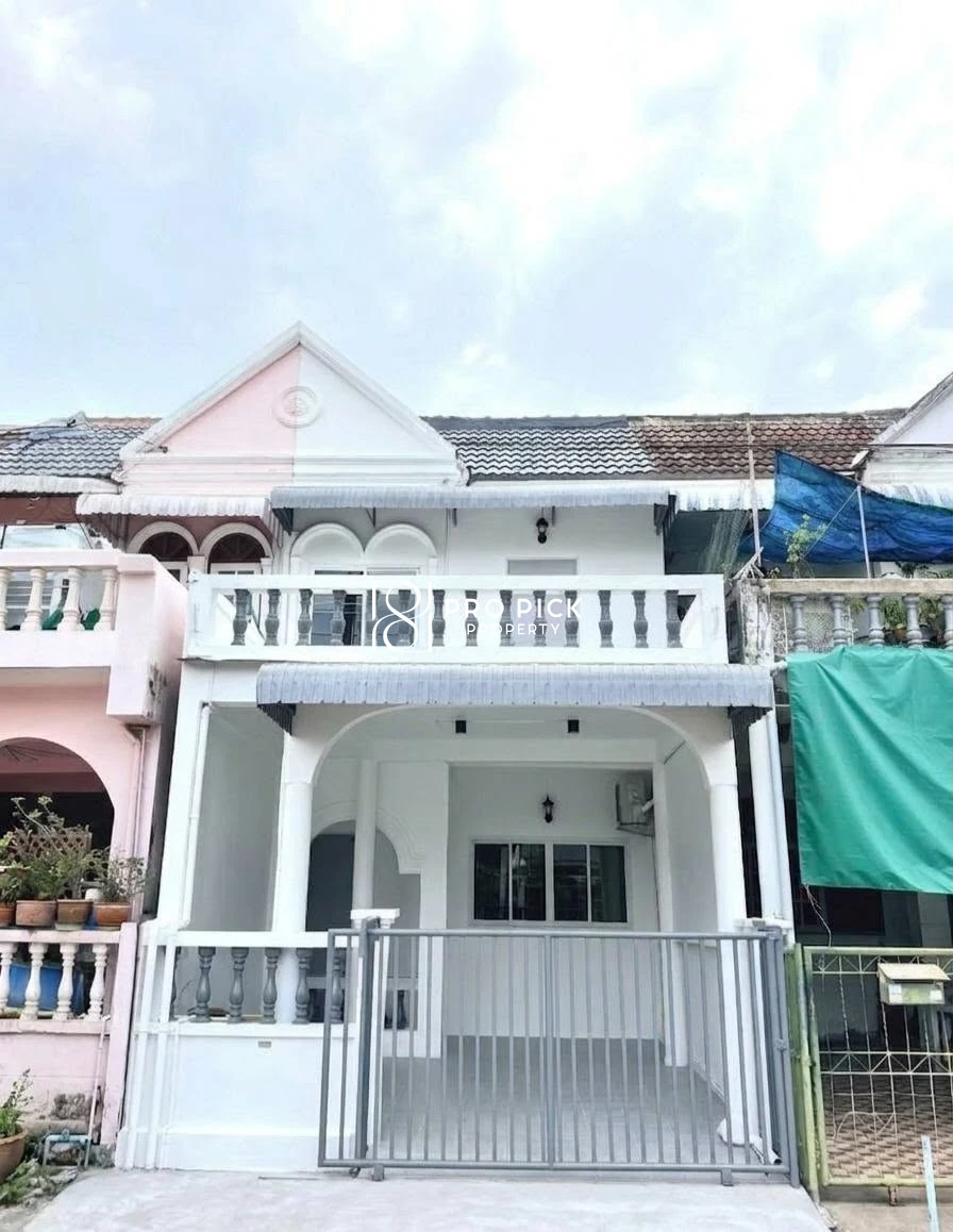 For Rent Townhouse 3 Bed 2 Bath Sukhumvit Phra Khanong