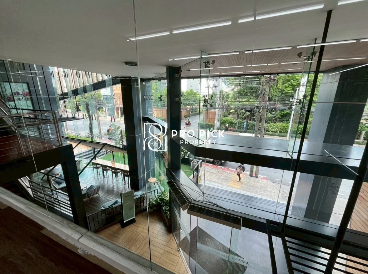 For Rent Retail Space 197 sq.m. BTS Ekkamai Sukhumvit Watthana Bangkok PP-00772 photo 2