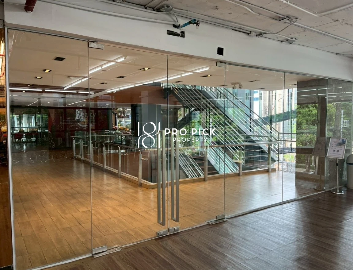 For Rent Retail Space 197 sq.m. BTS Ekkamai Sukhumvit Watthana Bangkok PP-00772 photo 3