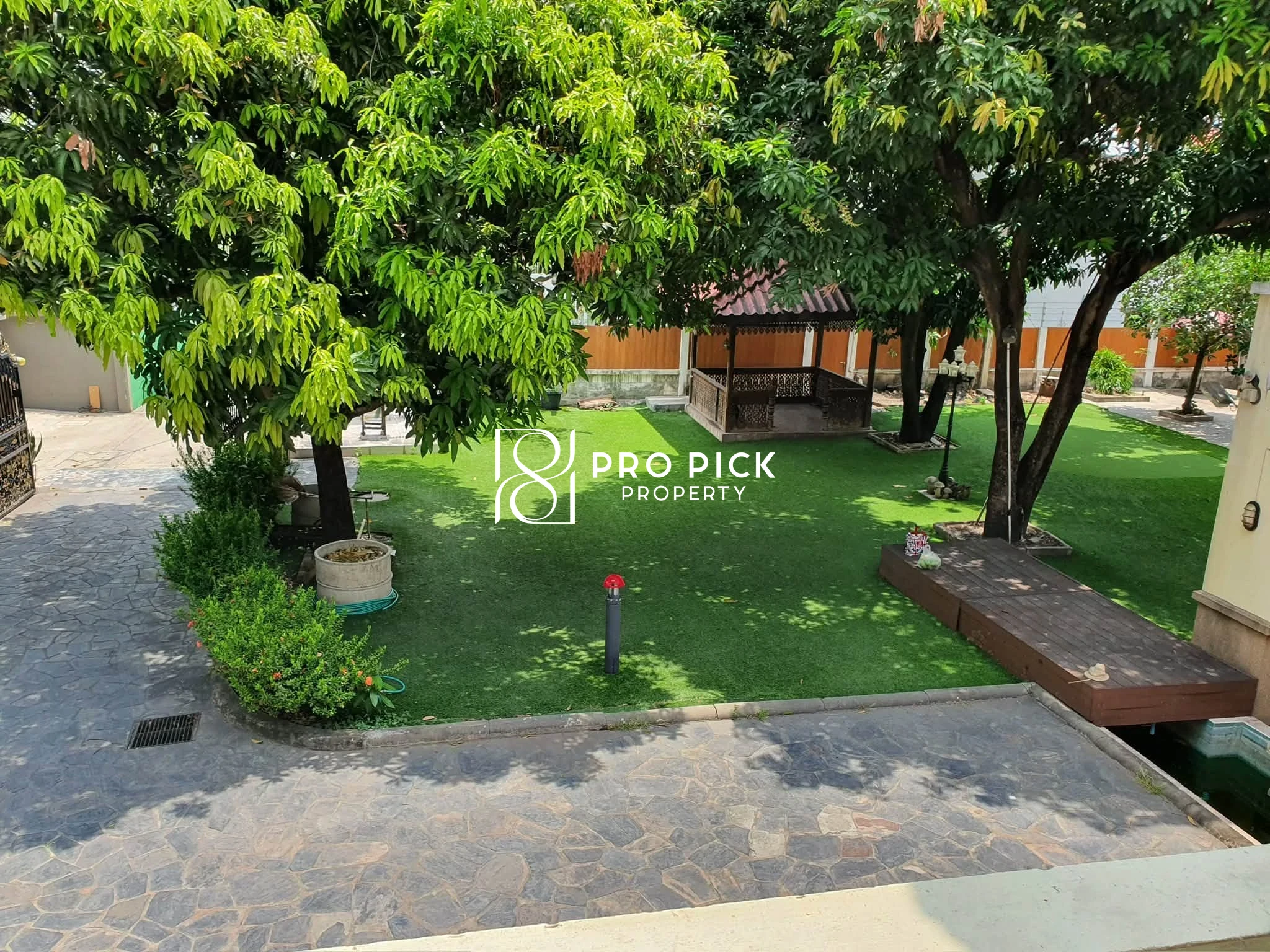 For Rent Detached House 200 Sq.w. MRT Lumphini Sathon Bangkok PP-00778 photo 2
