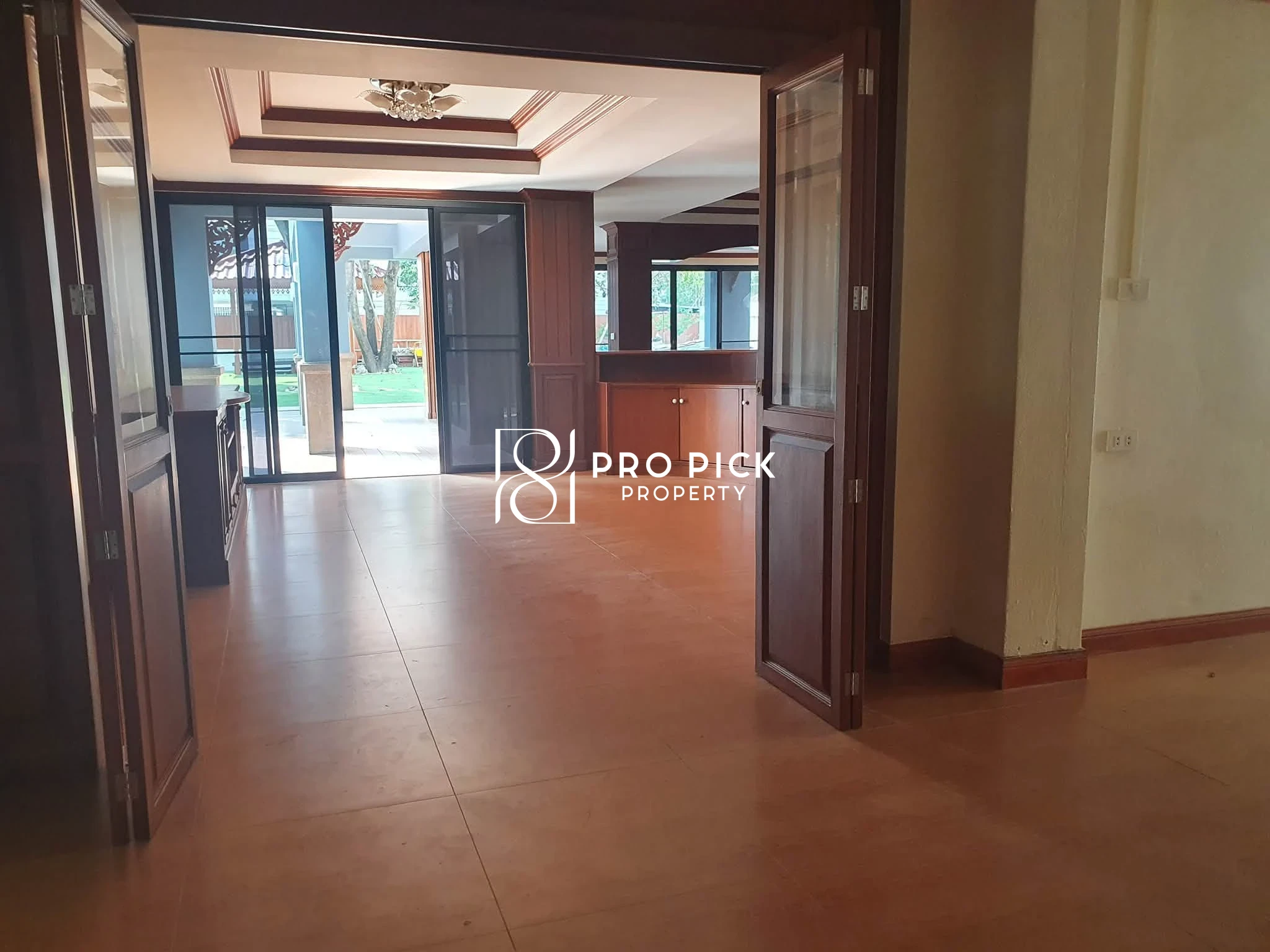 For Rent Detached House 200 Sq.w. MRT Lumphini Sathon Bangkok PP-00778 photo 4