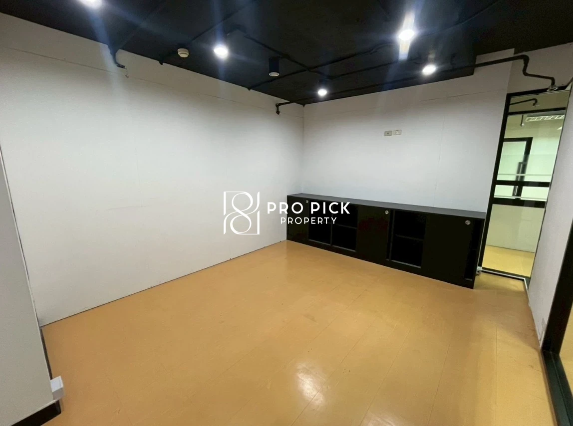 For Rent Office Space 90 sq.m. BTS Ekkamai Sukhumvit Watthana Bangkok PP-00779 photo 4