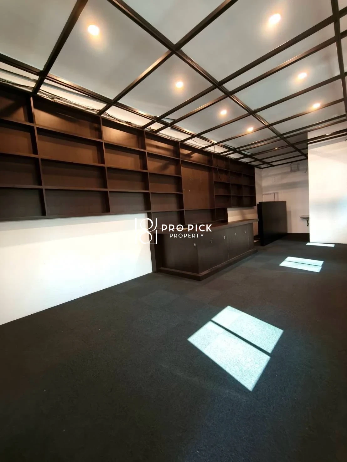 For Rent Retail Space 60 sq.m. BTS Phrom Phong Sukhumvit Watthana Bangkok PP-00793 more photos