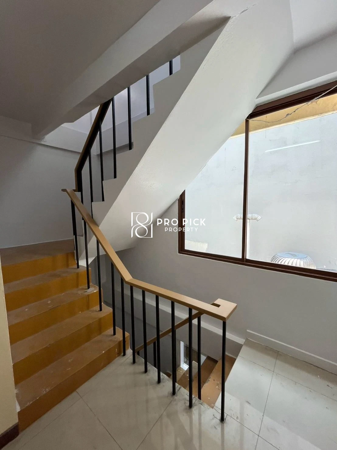 For Rent Retail Spaces 50 sq.m. near BTS Phrom Phong Sukhumvit Khlong Toei Bangkok PP-00812 photo 3