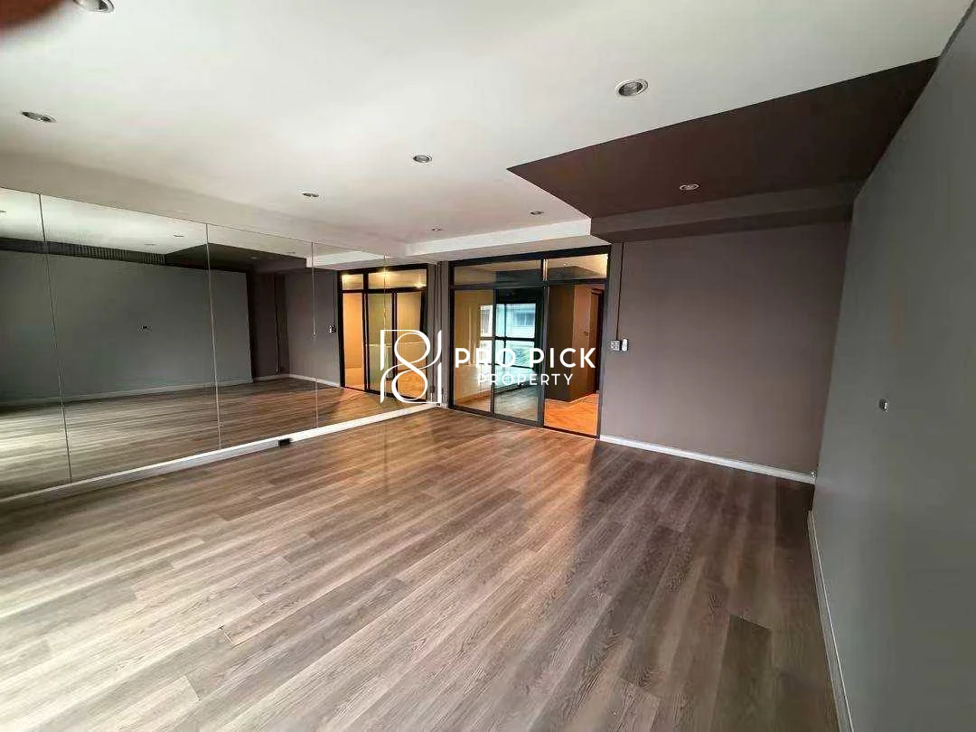 For Rent Retail Spaces BTS Ekkamai Sukhumvit Watthana Bangkok