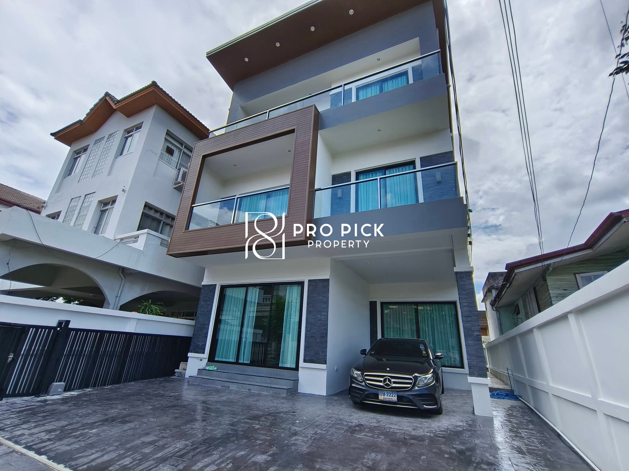 For Rent Detached House Sukhumvit 65 Ekamai BTS Ekamai PP-00286