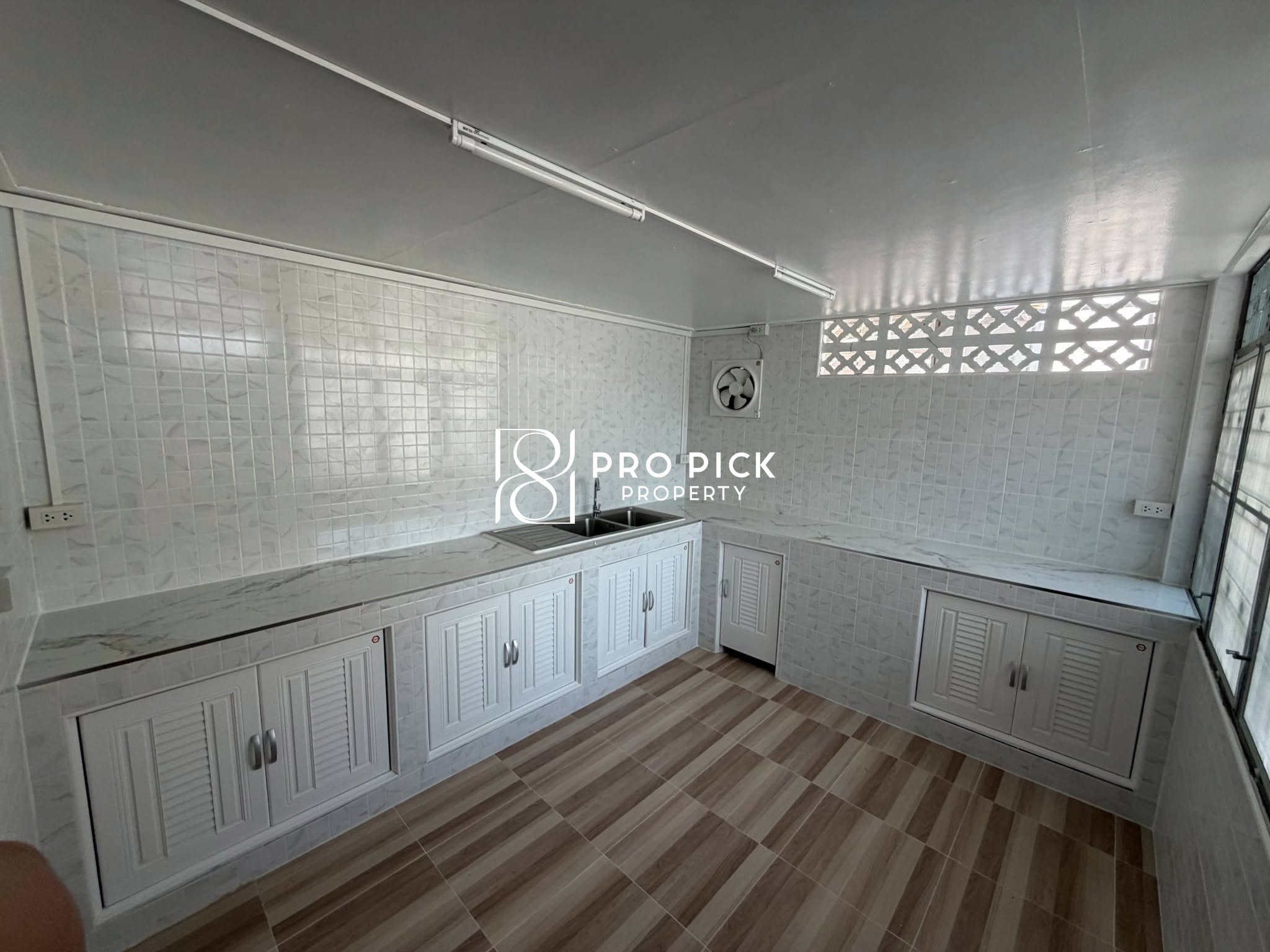 For Rent Detached House Sukhumvit 101/1 BTS Punnawithi Sukhumvit Phra Kanong PP-00294 photo 2